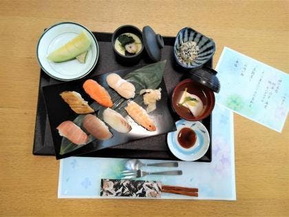 ツクイ・サンフォレスト横浜センター北 寿司御膳