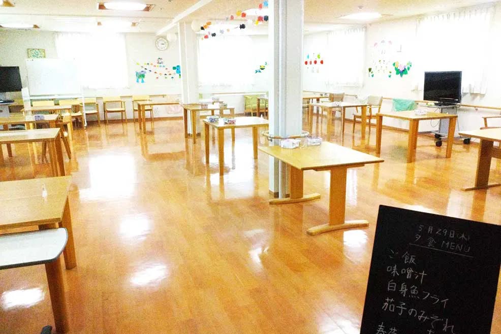 やさしえ西明石 食堂