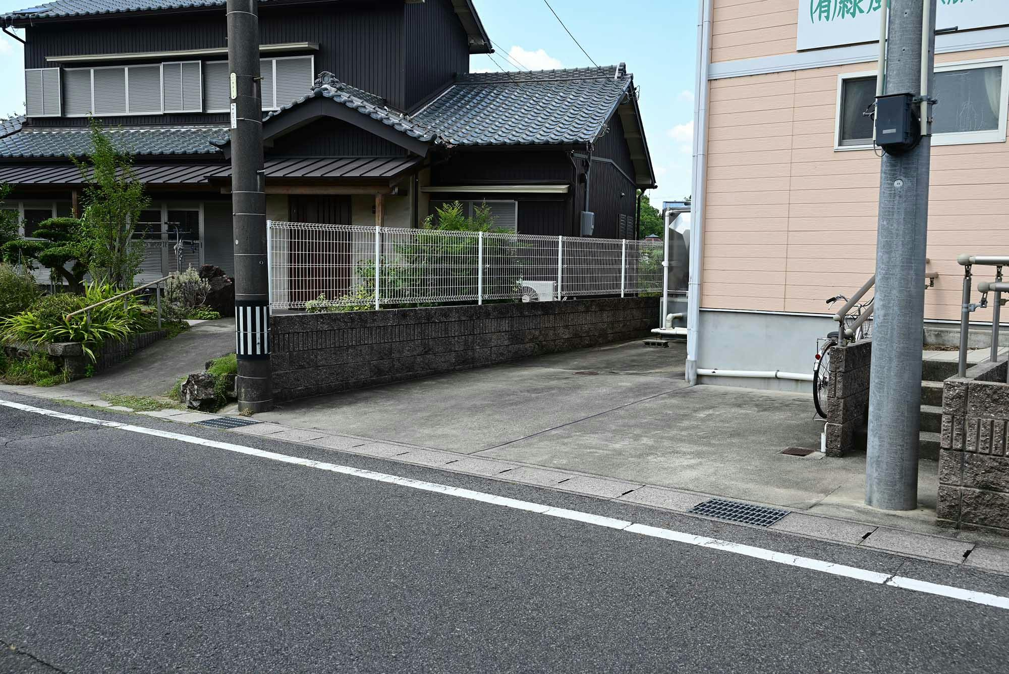 老人ホームみさと 駐車場