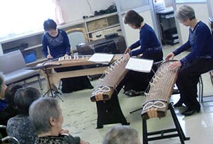 老人保健施設さくら館 誕生会