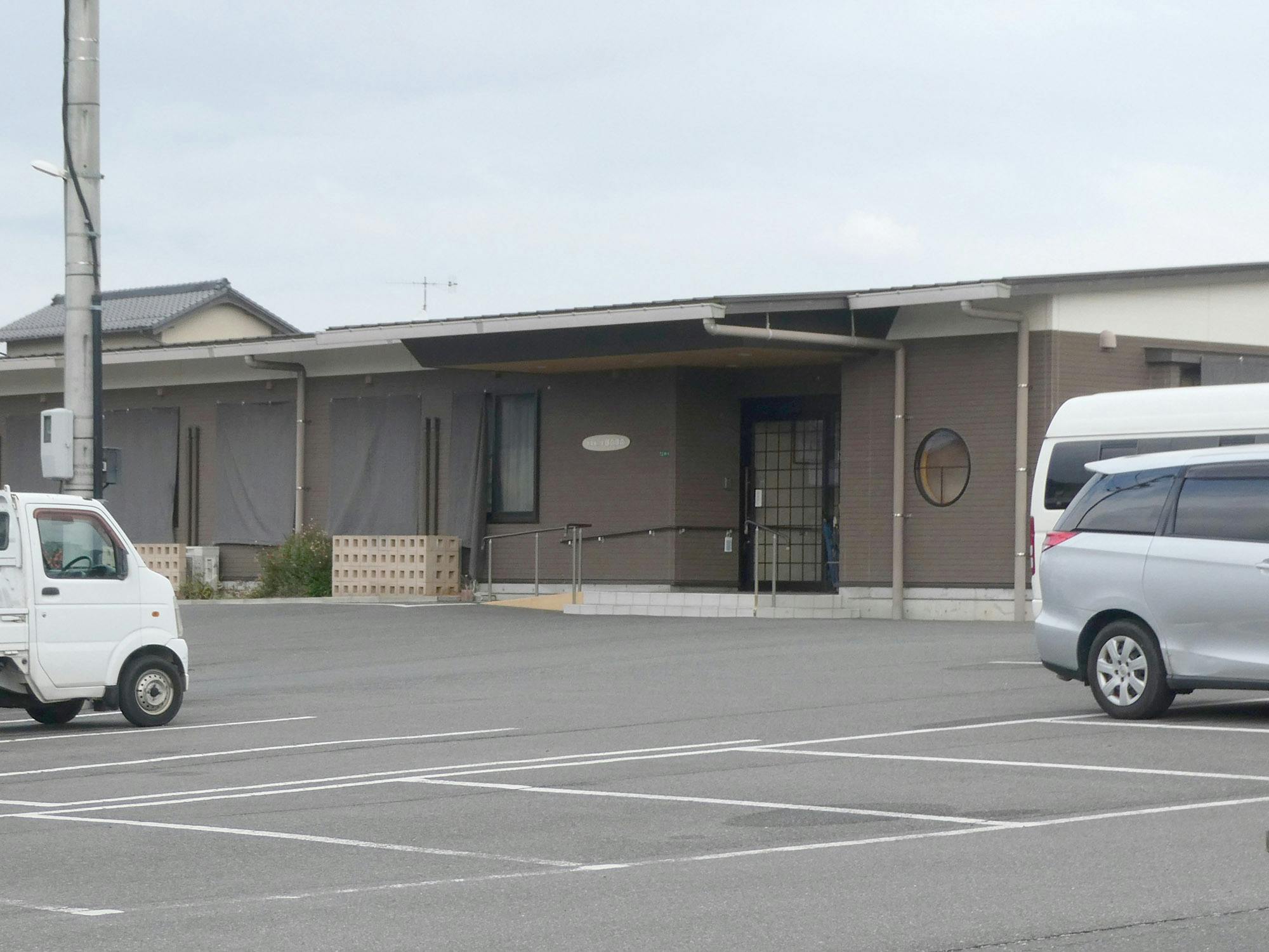 大家族の家ほのぼの 入口