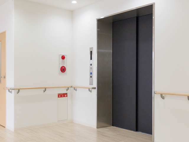 エースヒルズ高崎片岡町 エレベーター