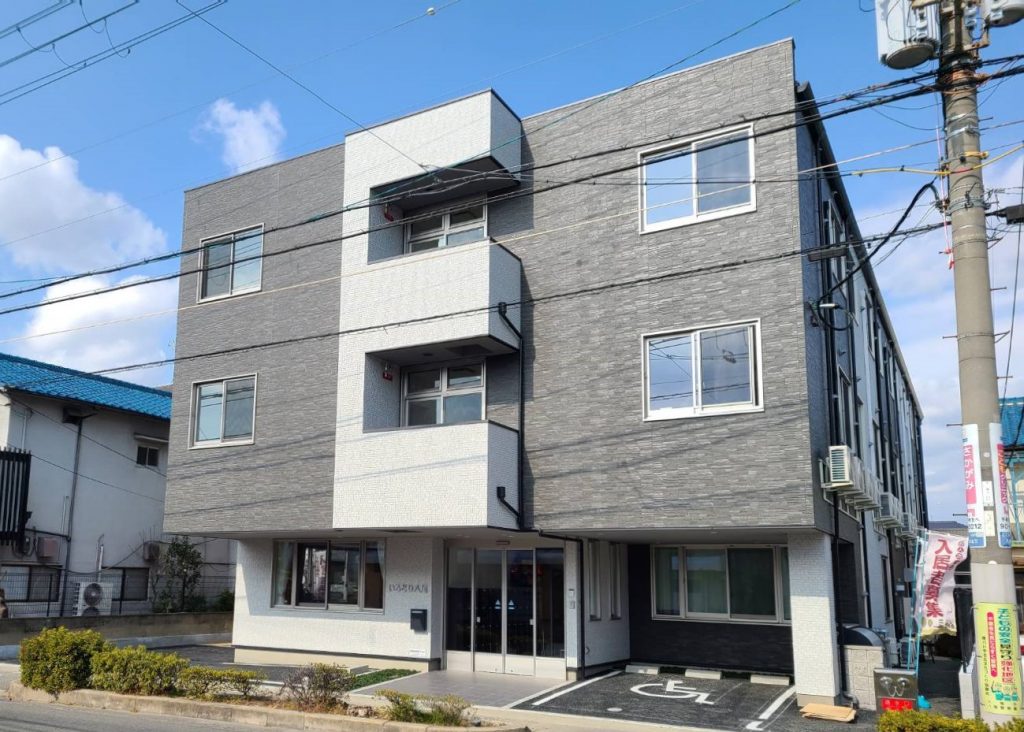 いろどり八尾 外観