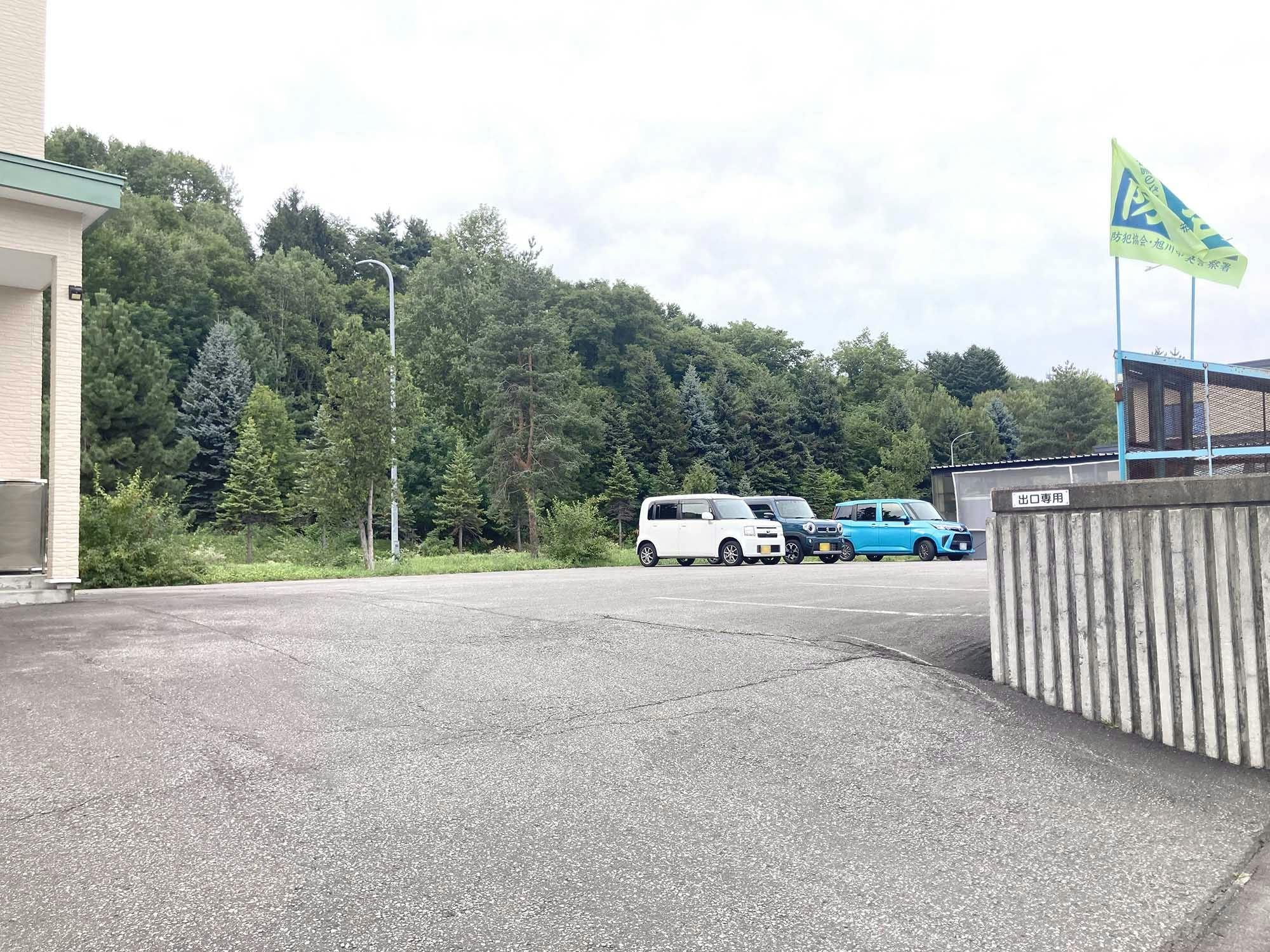 サービス付き高齢者向け住宅夕陽の丘仕合わせの里 駐車場