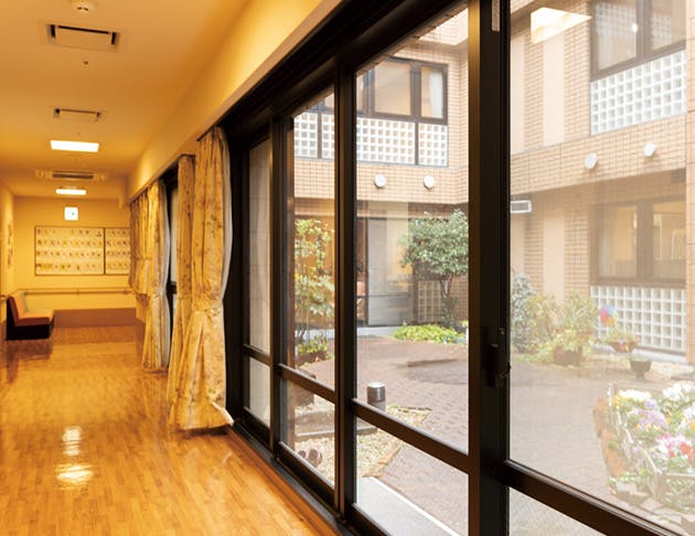 ライフコミューン蕨 中庭