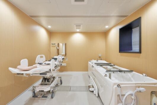 アズハイム葛飾白鳥 機械浴