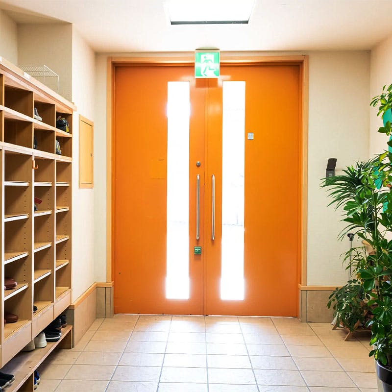 HIBISU貝塚 玄関内