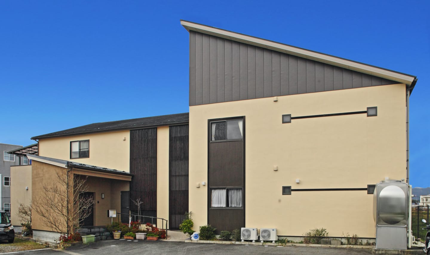 グランメゾン輪舞館大津真野 外観