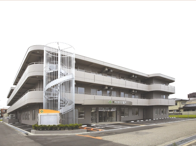 ベストライフ金沢 外観