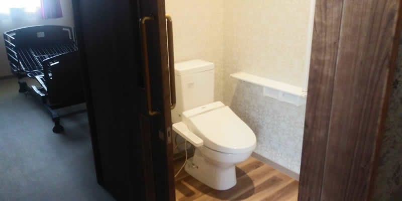 悠愛別荘 居室トイレ