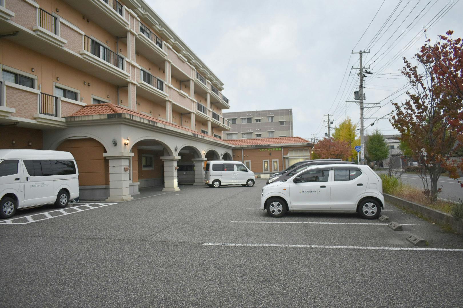 ナーシングホーム文京町 駐車場