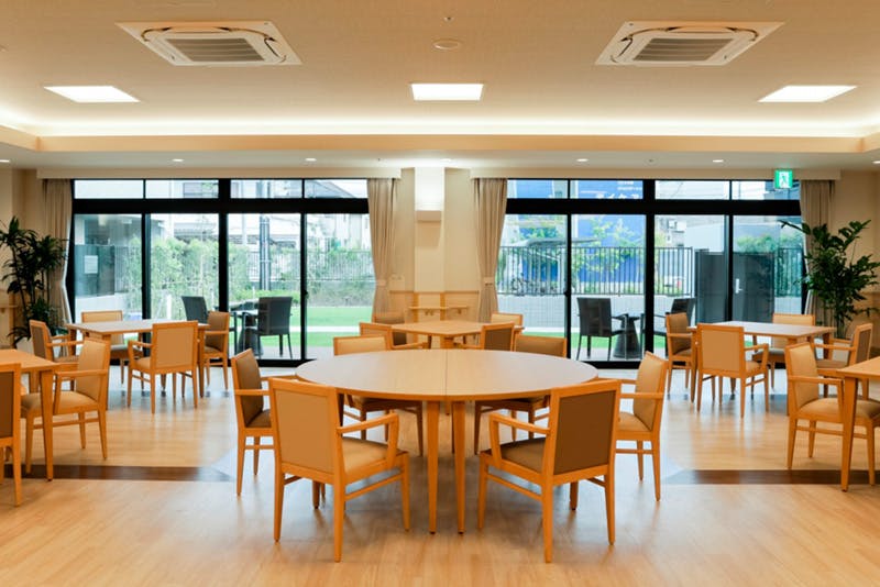 チャームスイート高槻藤の里 食堂兼機能訓練室