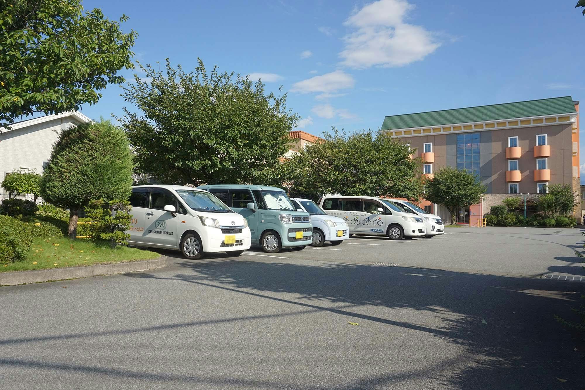セレソ櫛形 駐車場