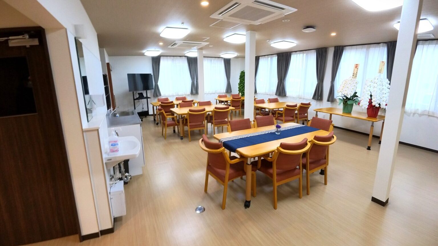 ロイヤルレジデンス西大宮弐番館 食堂