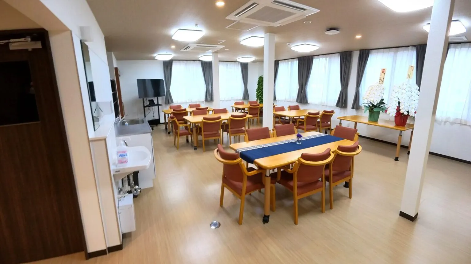 ロイヤルレジデンス西大宮弐番館 食堂