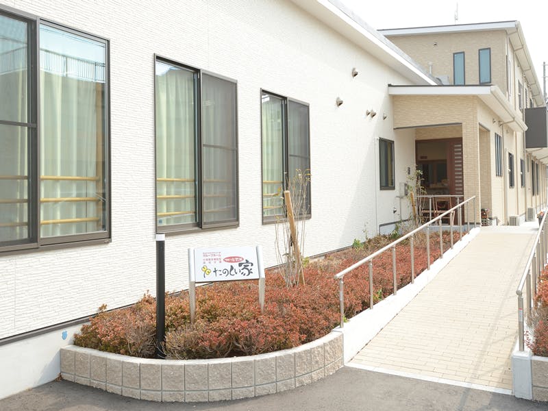 たのしい家 伊川谷有瀬 玄関まで