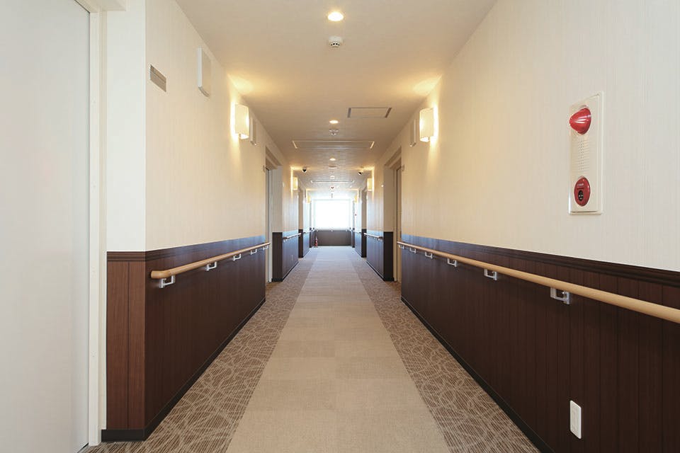 サービス付き高齢者向け住宅エナメゾン 廊下