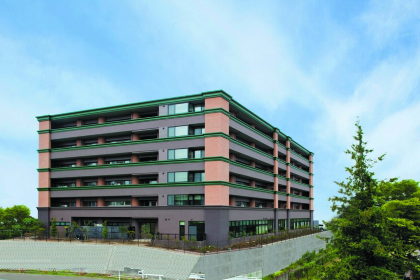 SOMPOケア ラヴィーレレジデンス泉中央 外観