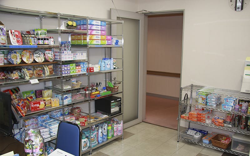 コンフォートロイヤルライフ多摩 売店