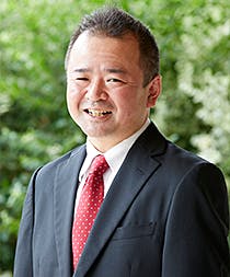 ウェルケアガーデン久が原 支配人高橋 啓