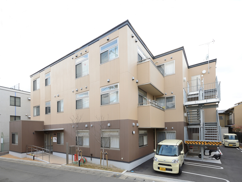 グループホームたのしい家桂 外観