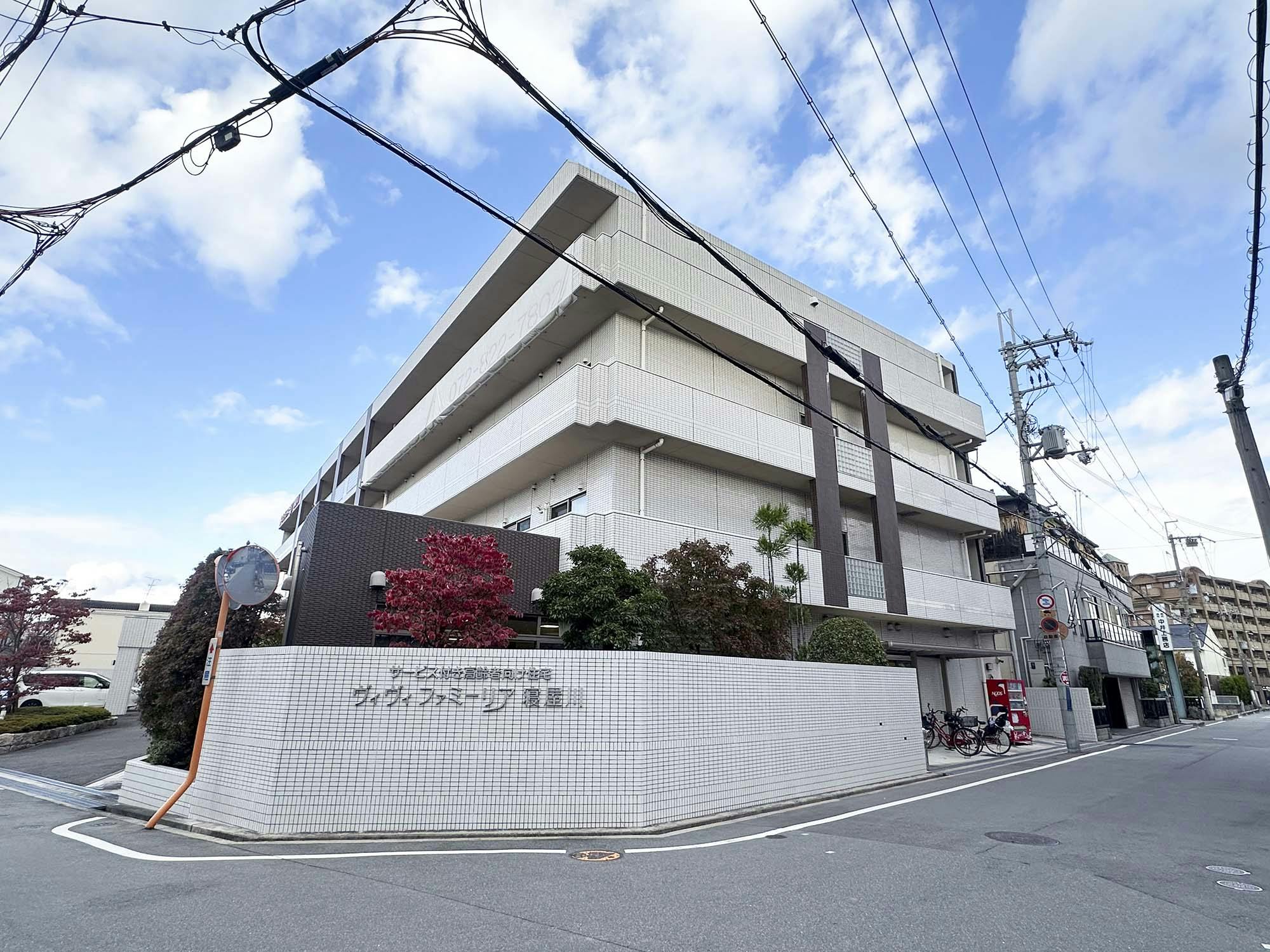 ヴィヴィファミーリア寝屋川 外観