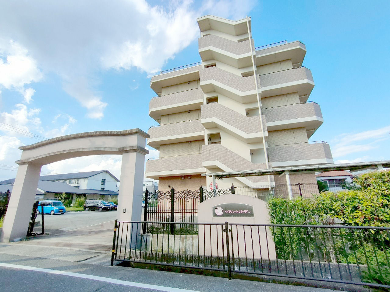 伊丹ケアハートガーデン 外観