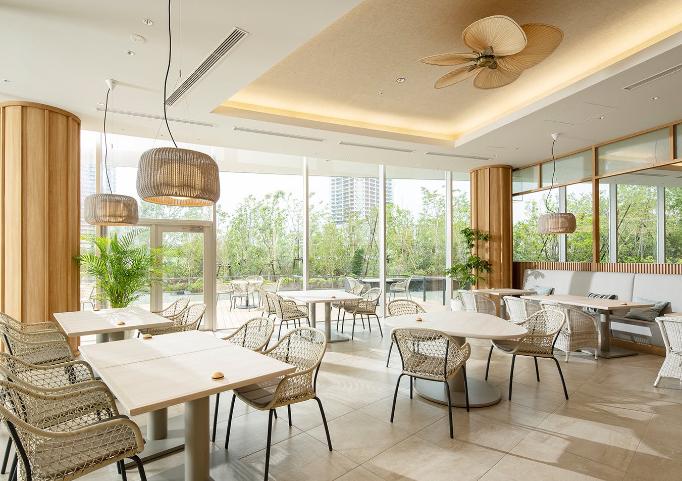 パークウェルステイト幕張ベイパーク カフェ