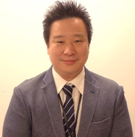 SOMPOケア ラヴィーレ六甲 ホーム長内野　雄輔