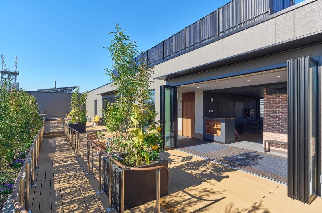 アズハイム葛飾白鳥 屋上庭園