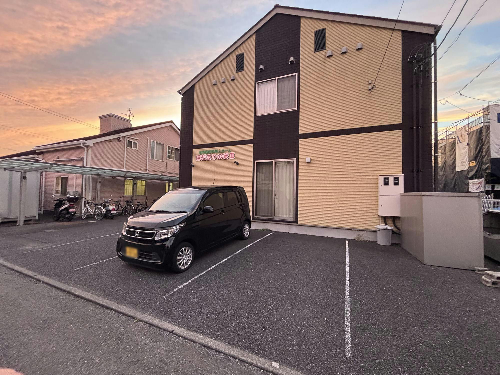 そよかぜ陽だまりの家Ⅱ号館 駐車場