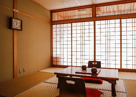 ロイヤルハウス石岡本館 娯楽室