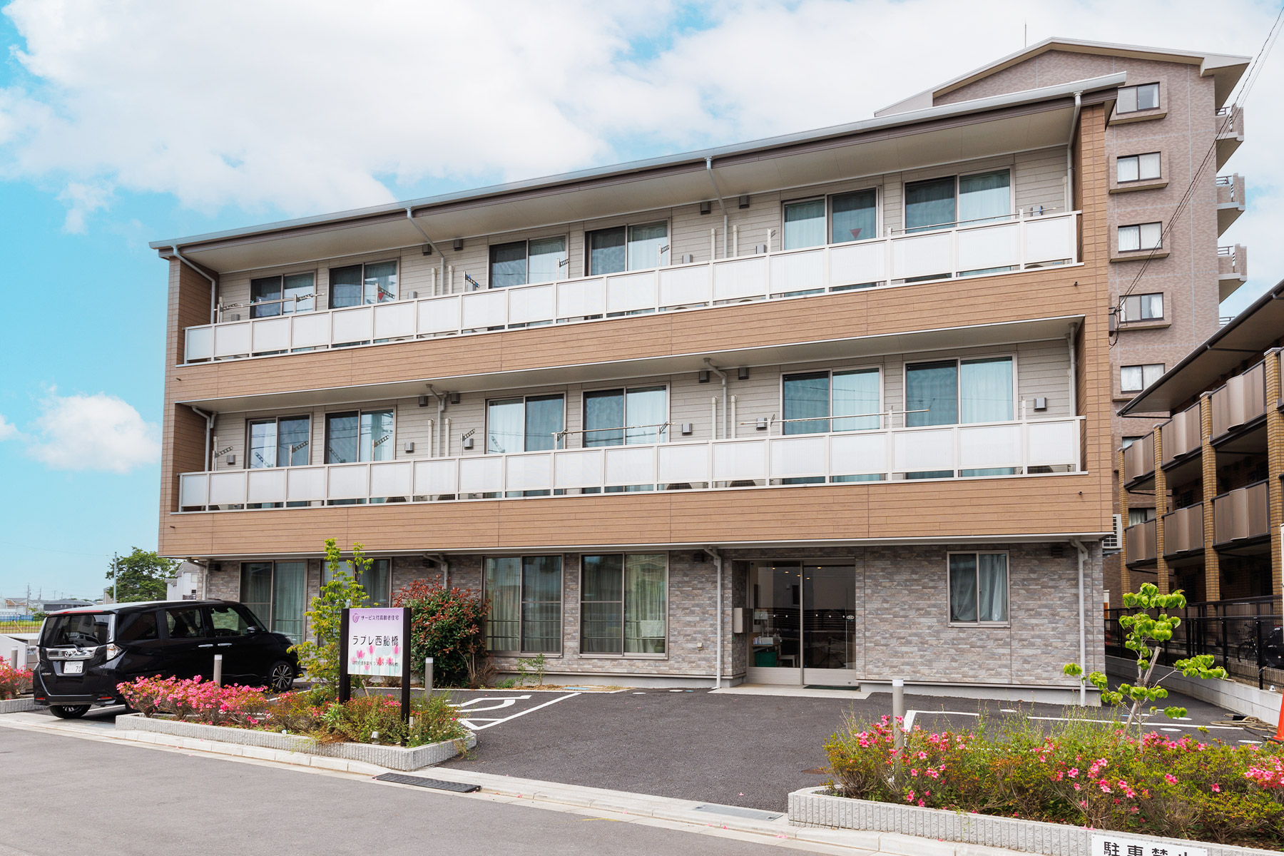 ラプレ西船橋（看護クラーク西船橋） 外観