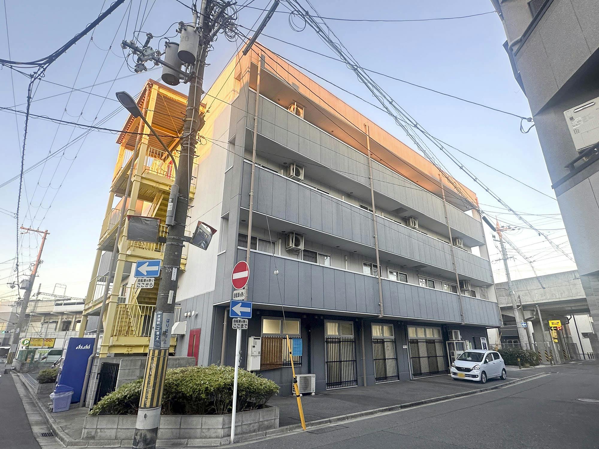 ラ・ポルト・俊徳道 外観