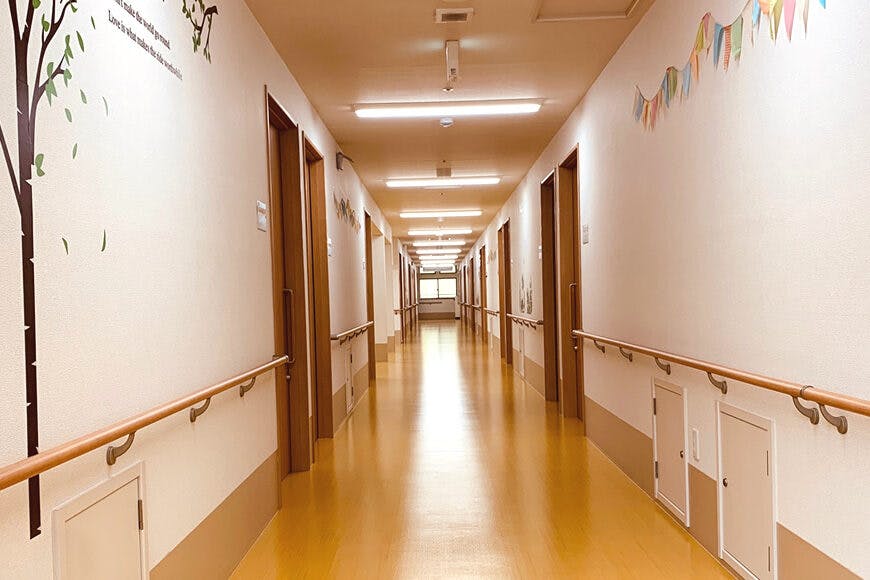 パスエル平野 廊下