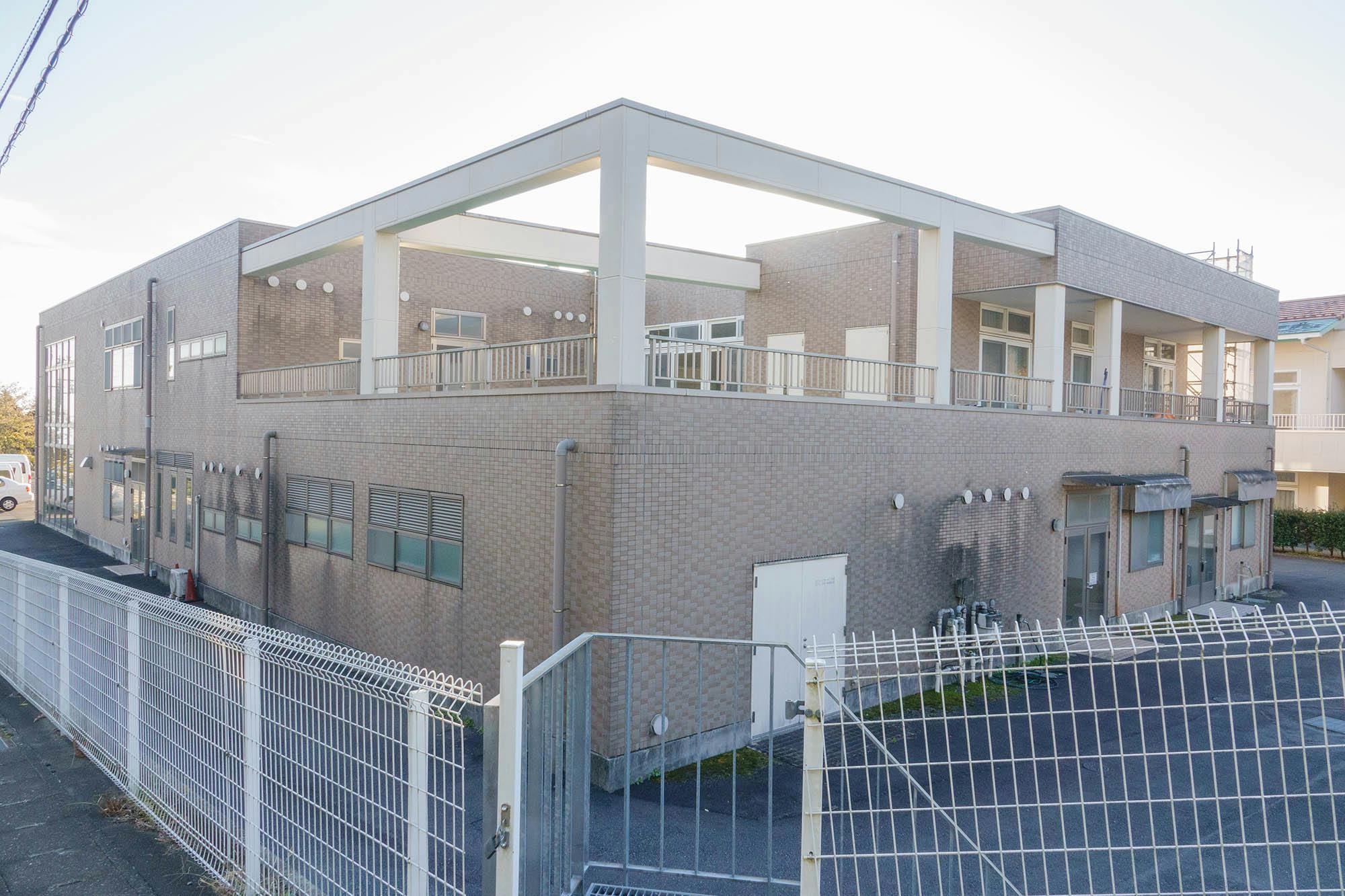 鐘の鳴る丘愛誠園 外観