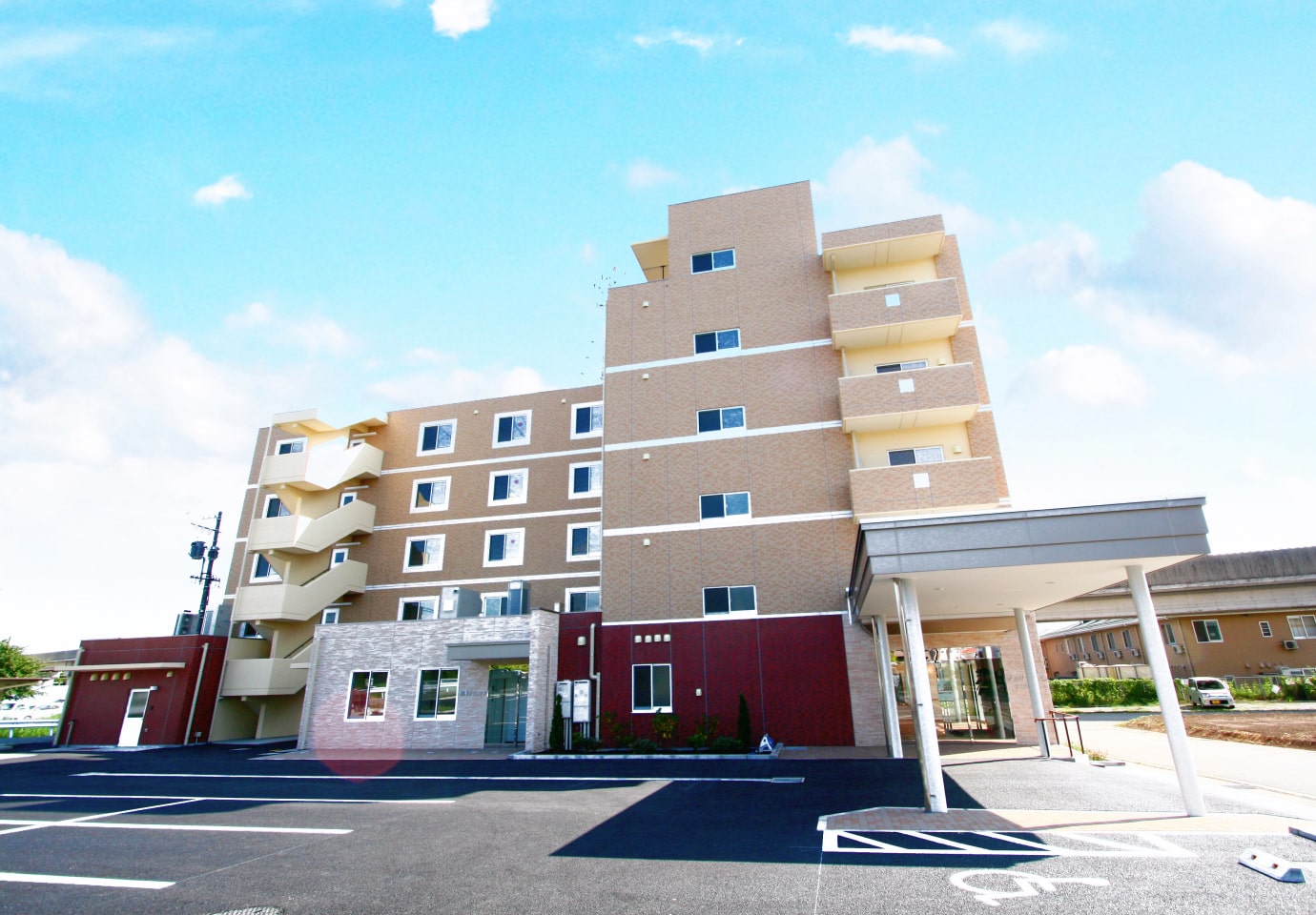 フェリーチェさくだいら 外観