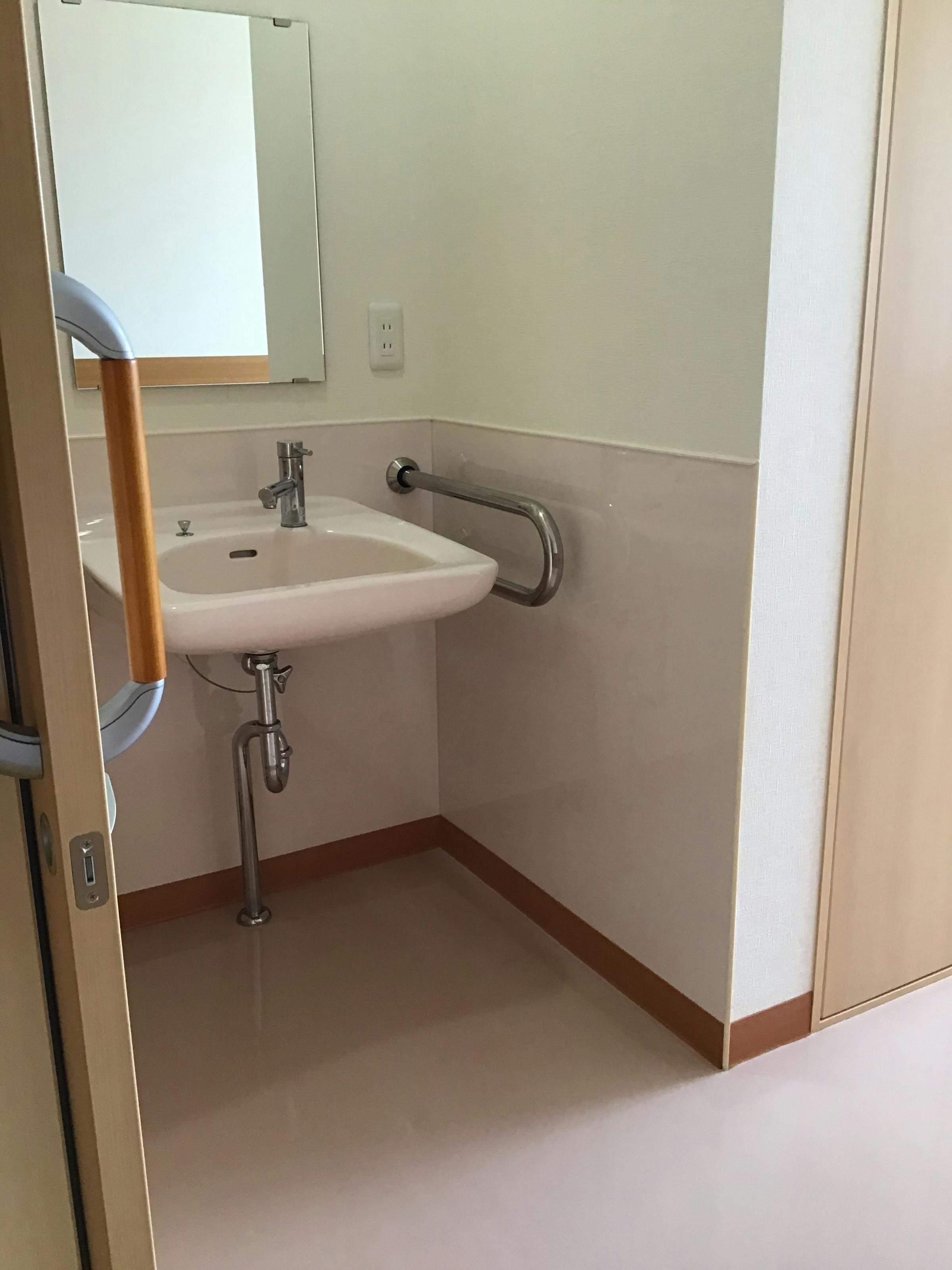 住宅型有料老人ホームのどか 洗面台