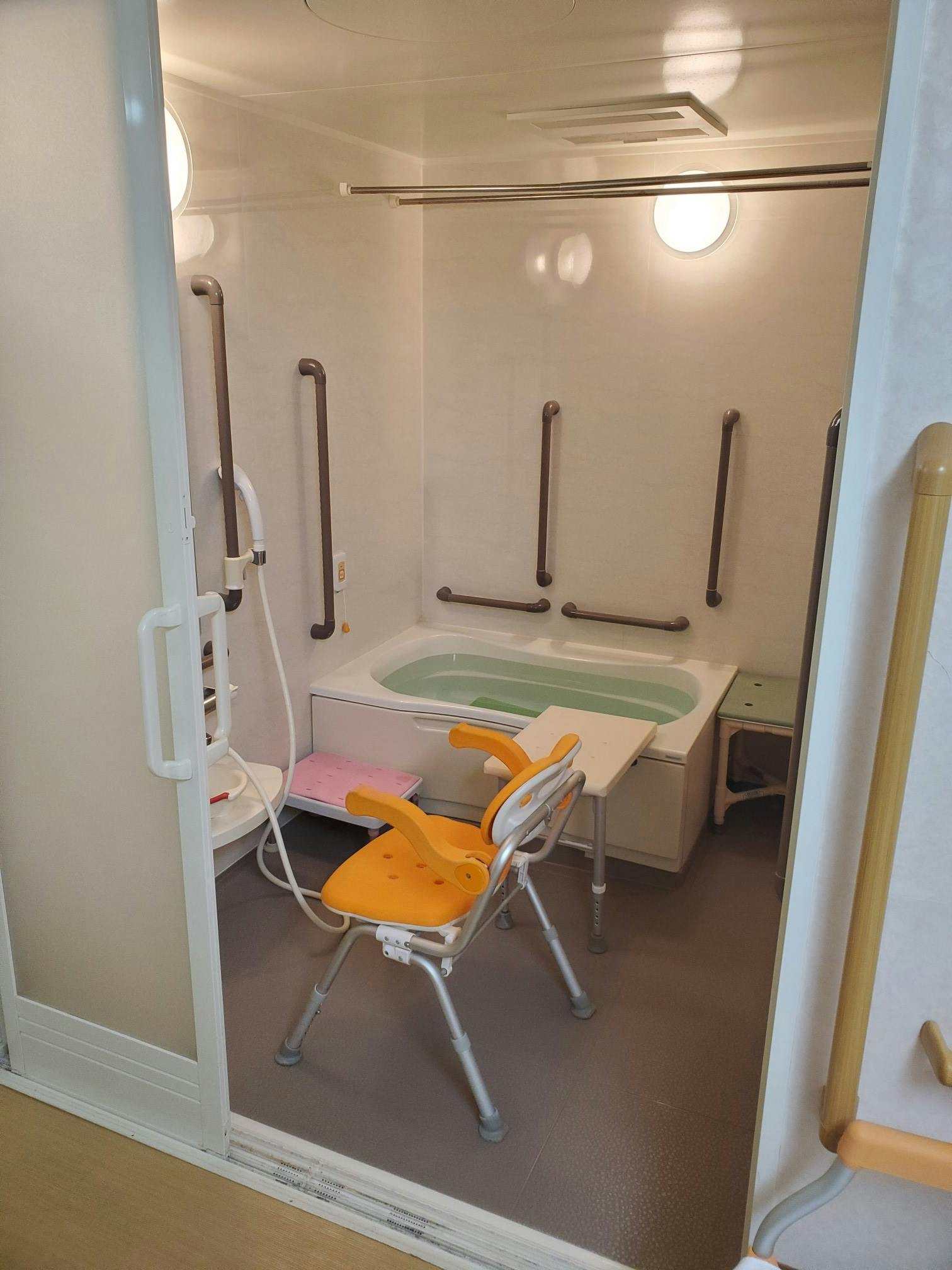 二チイケアセンター小名浜 個浴