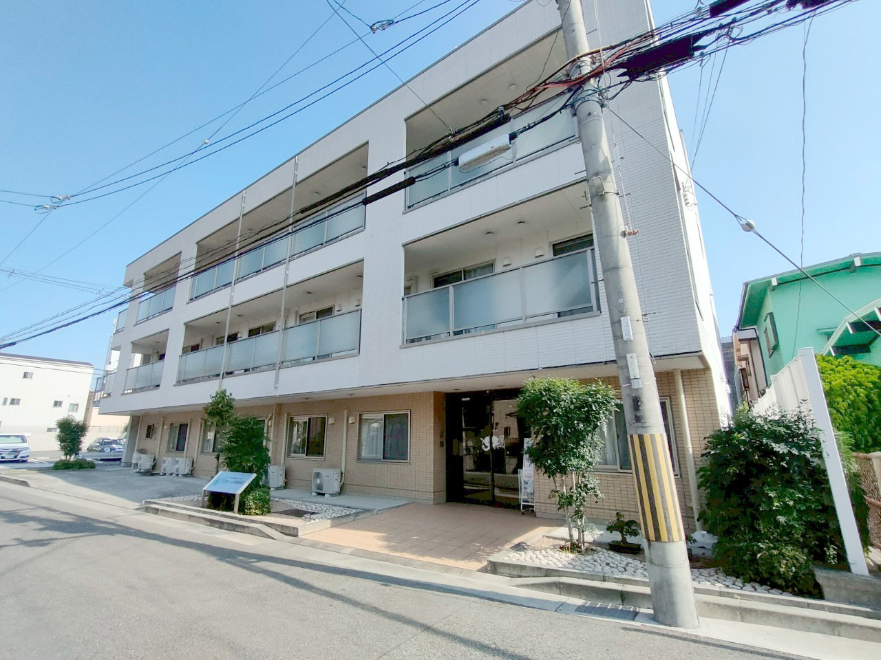 ラウレート東園田Ⅱ 外観