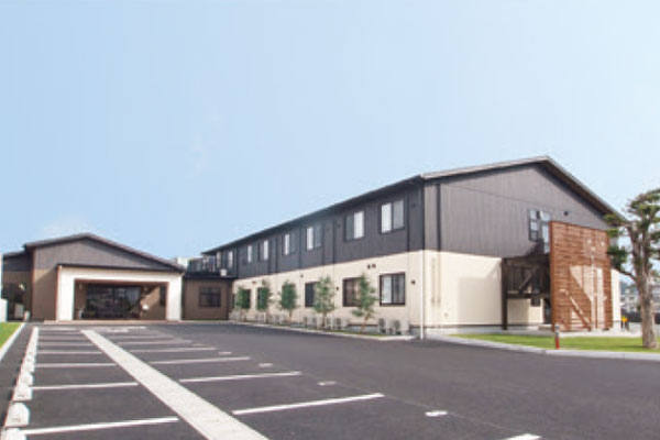 パピルス横手 外観