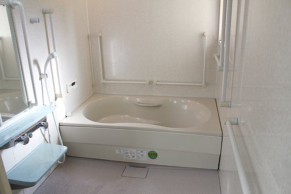 グループホーム優楽家 浴室