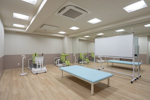 ニチイホーム南大井 機能訓練室