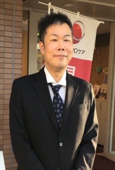 そんぽの家 東大阪日下 ホーム長上山　晃司