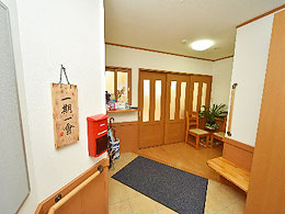 グループホーム希望の郷なかま エントランス