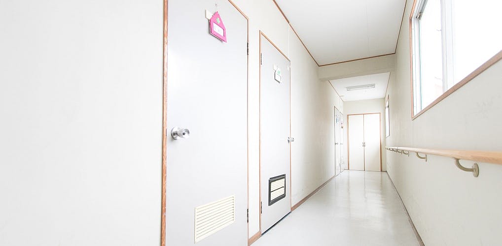 ケアガーデン上社 廊下