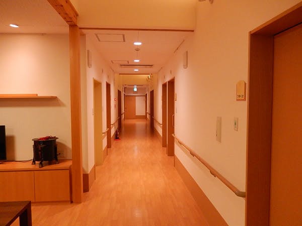 ひまわりの郷 2階廊下