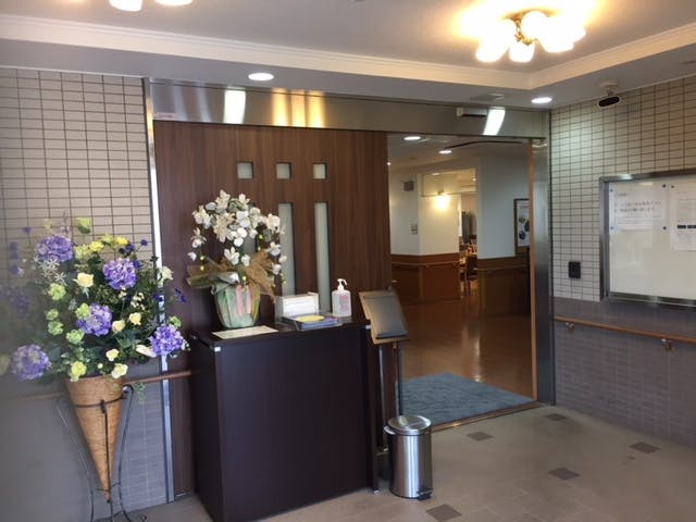 そんぽの家 三鷹中原 エントランス