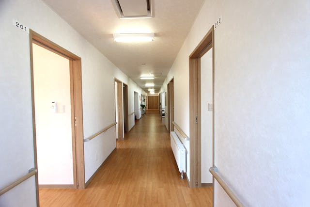 のまる江別文京台 廊下