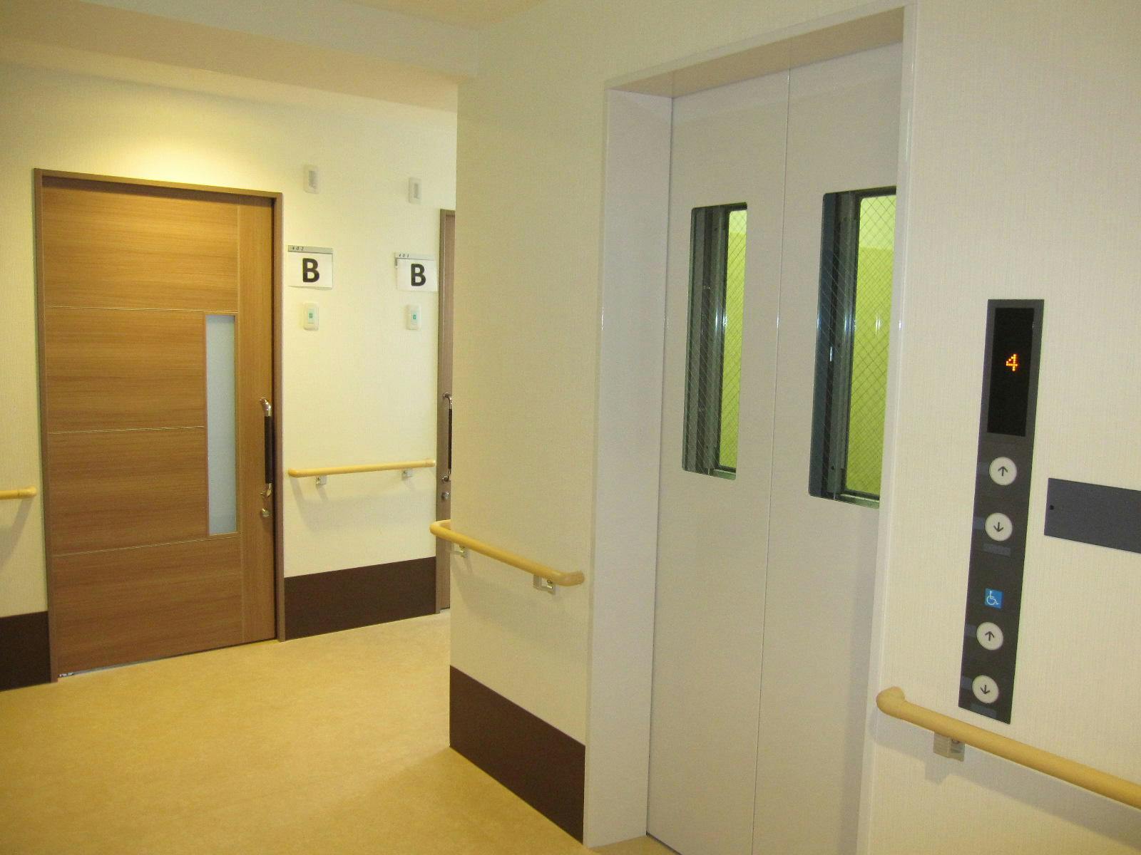 ライフパートナー磯路 エレベーターホール